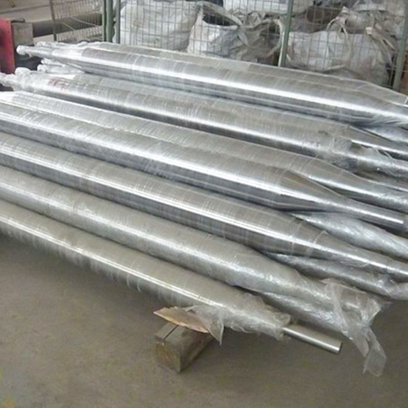 Válec nístěje pece 1.4852 (GX40NiCrSiNb35-26)